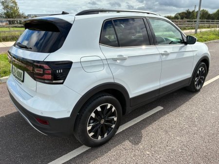 2023 Volkswagen T-Cross - photo 2