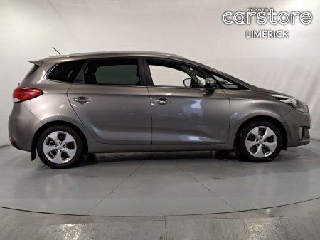 2016 Kia Carens - photo 2