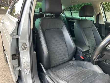 2017 Volkswagen Passat - photo 17
