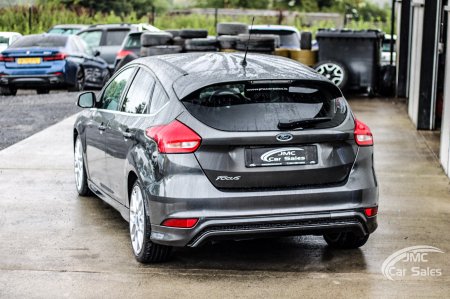 2016 Ford Focus - photo 11