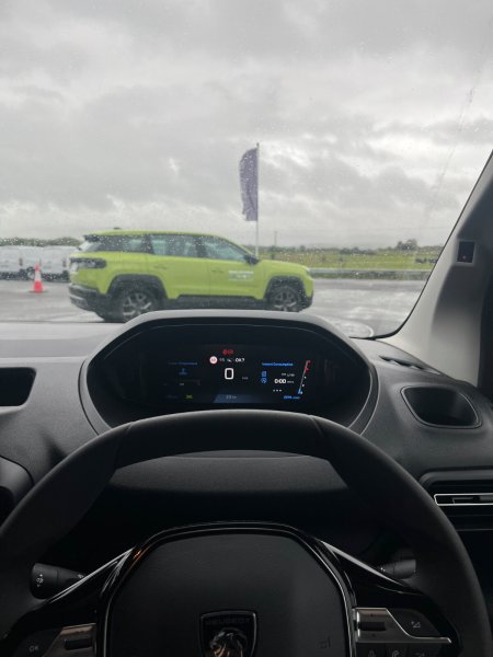 2026 Peugeot Partner - photo 12