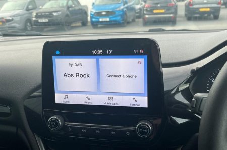 2020 Ford Fiesta - photo 29