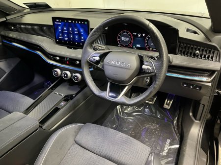2025 Skoda Superb - photo 8
