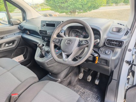 2020 Opel Combo - photo 10