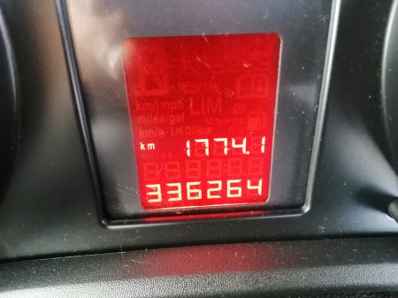 2012 Opel Astra - photo 8