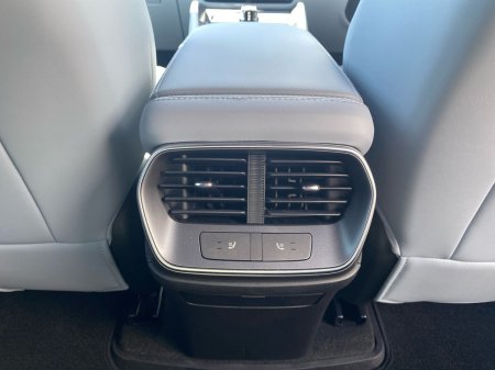 2025 BYD SEALION 7 - photo 19