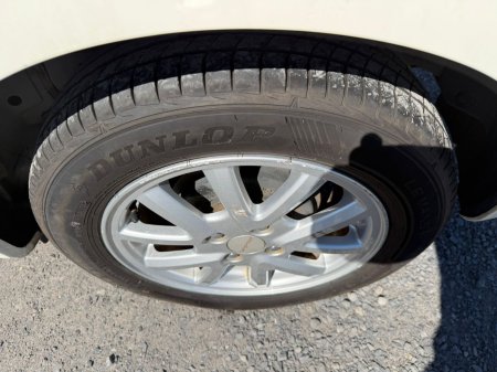 2012 Honda Fit - photo 9