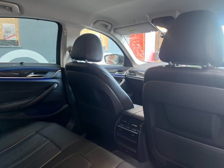 2017 BMW 5-Series - photo 15