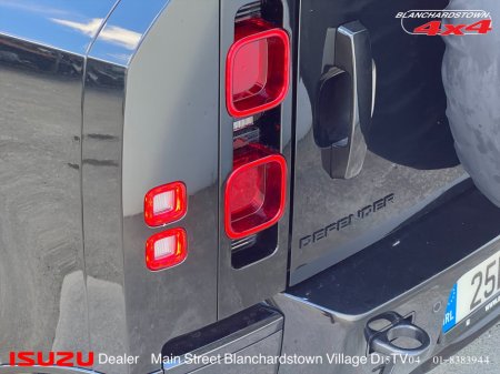 2025 Land Rover Defender - photo 18