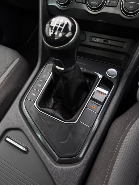 2017 Volkswagen Tiguan - photo 12