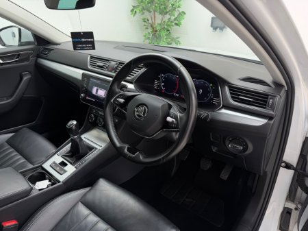 2022 Skoda Superb - photo 31