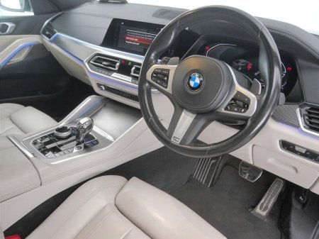 2022 BMW X6 - photo 6