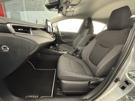 2023 Toyota Corolla - photo 6