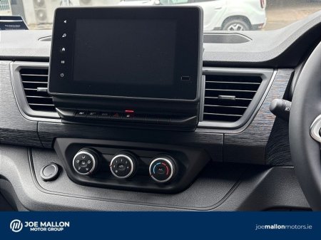 2026 Renault Trafic - photo 27