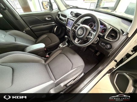 2024 Jeep Renegade - photo 13