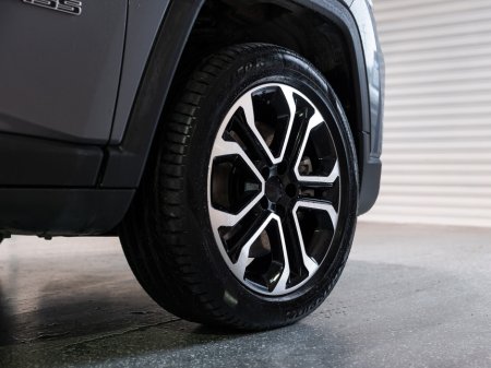 2025 Jeep Compass - photo 11