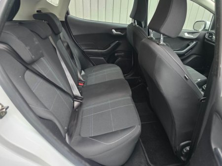 2019 Ford Fiesta - photo 19