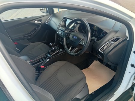 2015 Ford Focus - photo 9