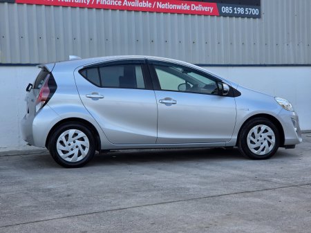 2017 Toyota Aqua - photo 5