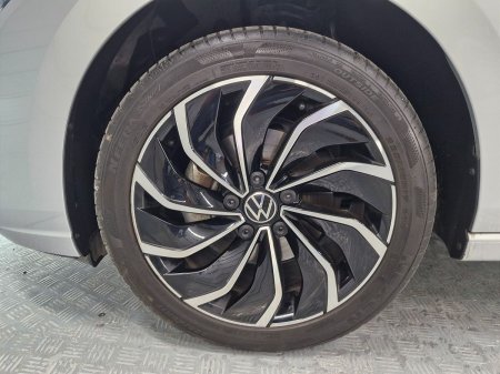 2024 Volkswagen Golf - photo 14