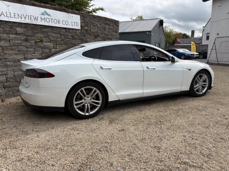 2015 Tesla Model S - photo 3