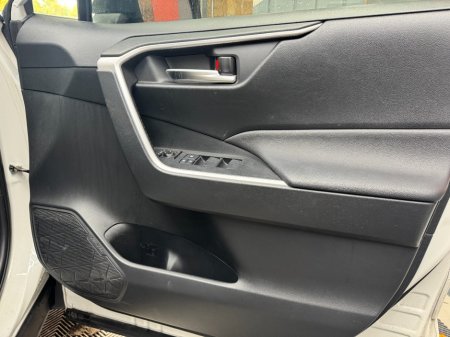2019 Toyota RAV4 - photo 17
