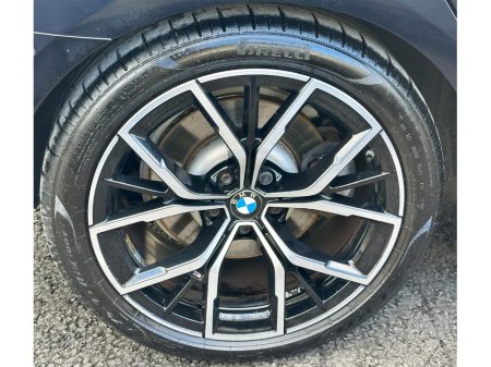 2022 BMW 5-Series - photo 21