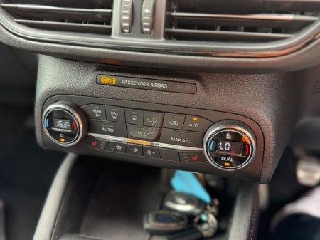 2019 Ford Focus - photo 18