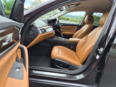 2018 BMW 5-Series - photo 17