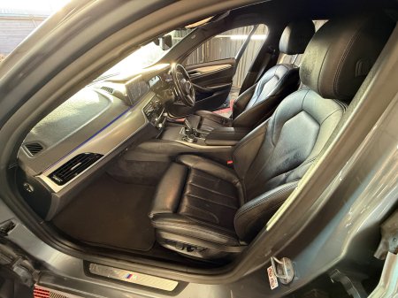 2018 BMW 5-Series - photo 18