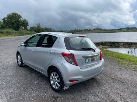 2014 Toyota Yaris - photo 4