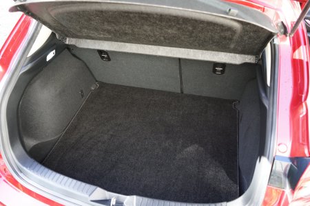 2018 Mazda Axela - photo 23