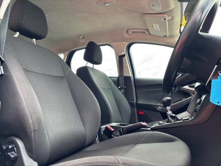 2015 Ford Focus - photo 7