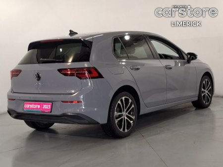 2023 Volkswagen Golf - photo 3