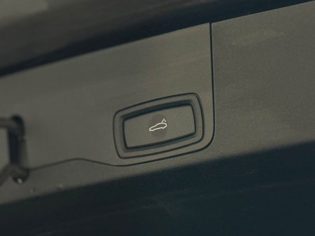 2023 Porsche Taycan - photo 17