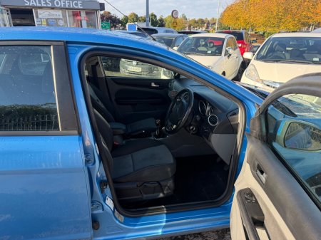 2009 Ford Focus - photo 13