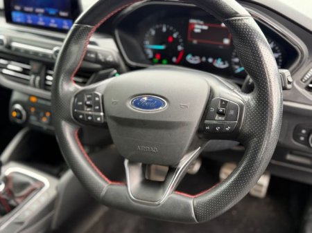 2020 Ford Focus - photo 10