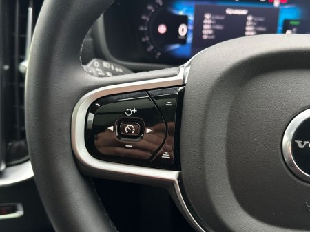 2025 Volvo XC90 - photo 30