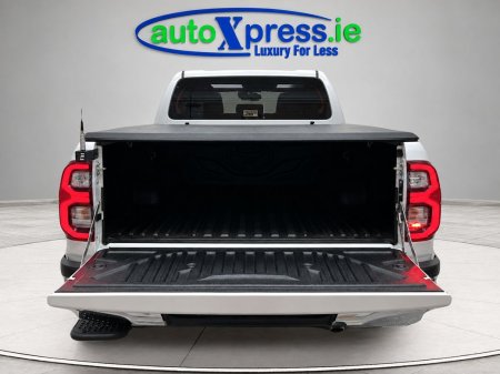 2023 Toyota Hilux - photo 13