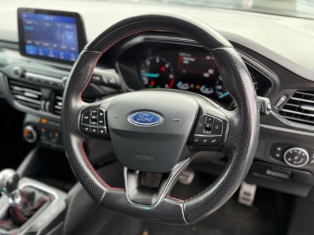 2018 Ford Focus - photo 8