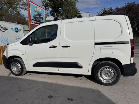 2020 Peugeot Partner - photo 7