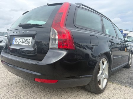 2010 Volvo V50 - photo 2