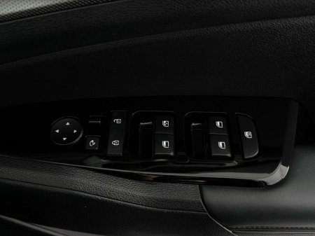 2025 Kia Sportage - photo 35