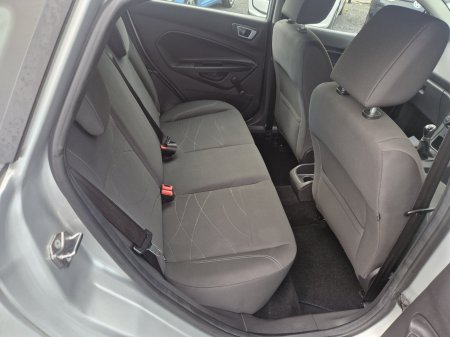 2017 Ford Fiesta - photo 7