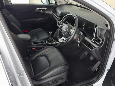 2025 Kia Sportage - photo 20