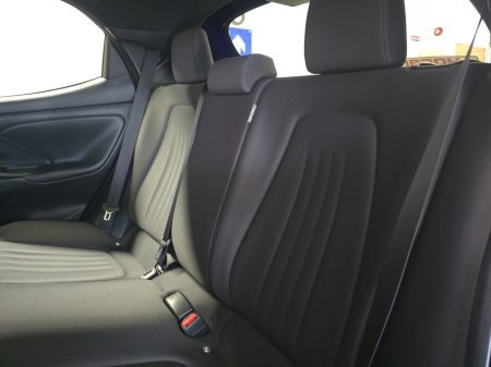 2021 Toyota Yaris - photo 10