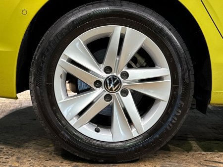 2021 Volkswagen Golf - photo 10