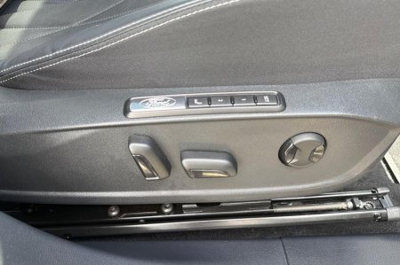 2025 Ford Explorer - photo 30
