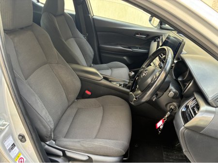 2017 Toyota C-HR - photo 12