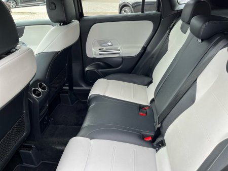 2021 Mercedes-Benz GLA - photo 4